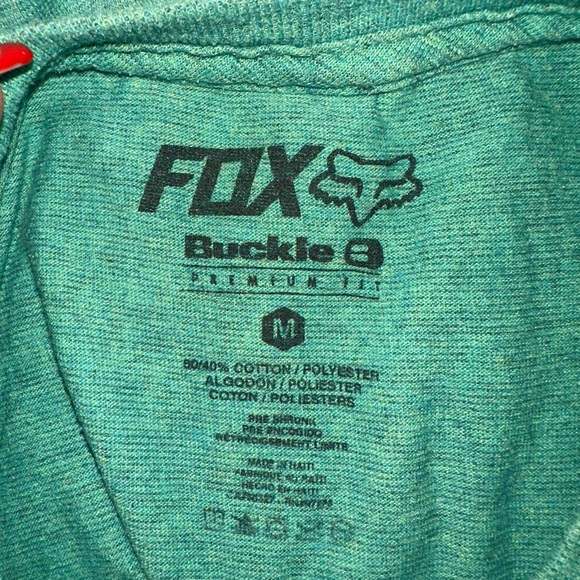 Fox Buckle Premium Green Tee - Picture 2 of 2
